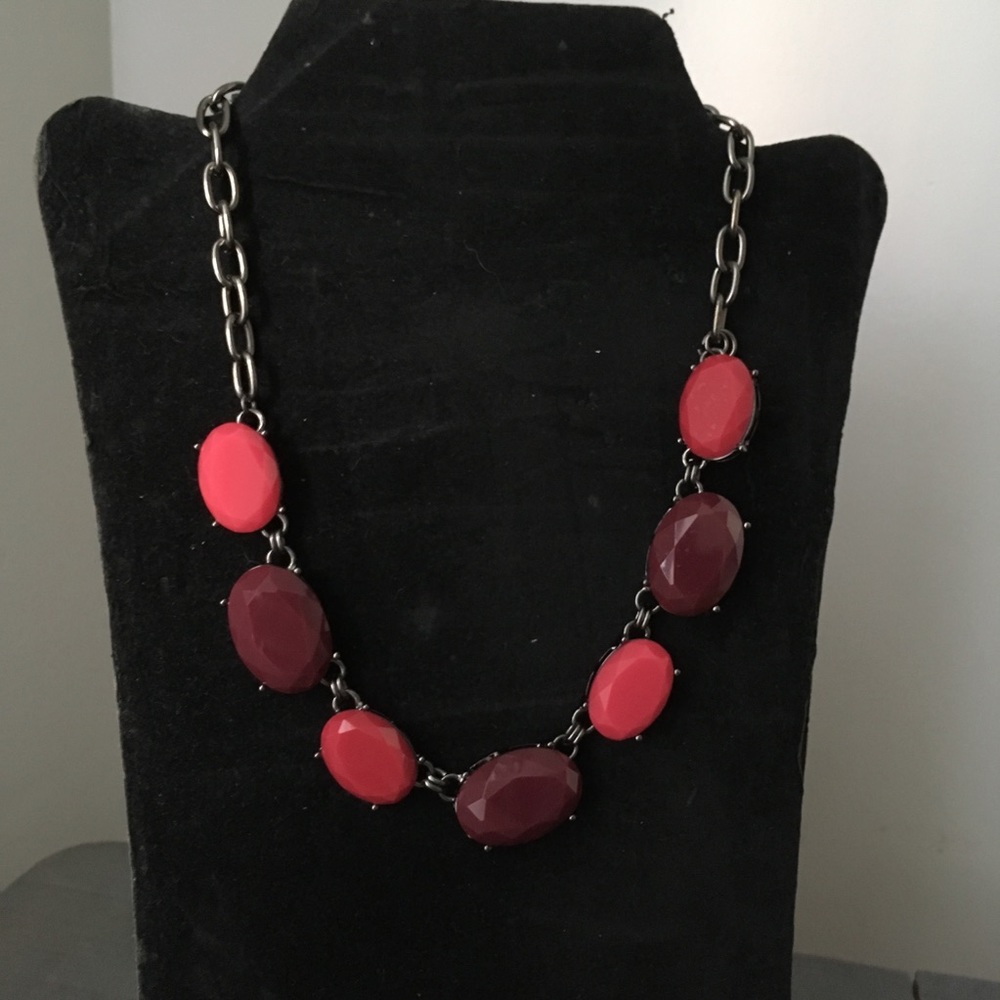 Premier Designs statement necklace